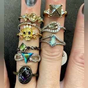NWT bundle of nine Fragrant Jewels rings size 7